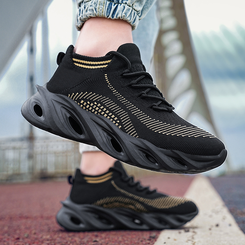 how long should running shoes last